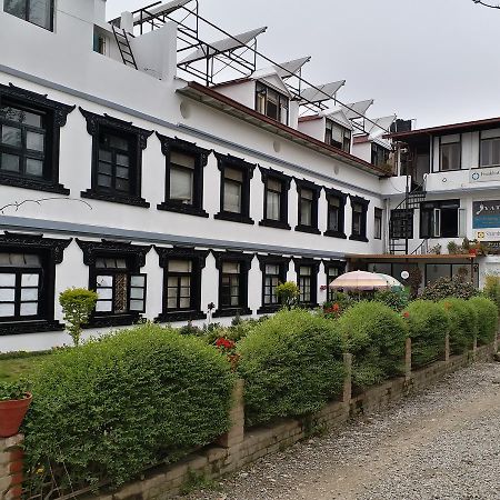 Hotel Heranya Kathmandu Bagian luar foto