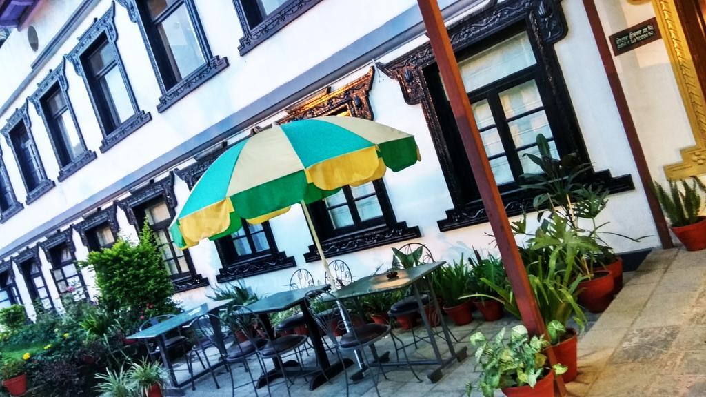 Hotel Heranya Kathmandu Bagian luar foto