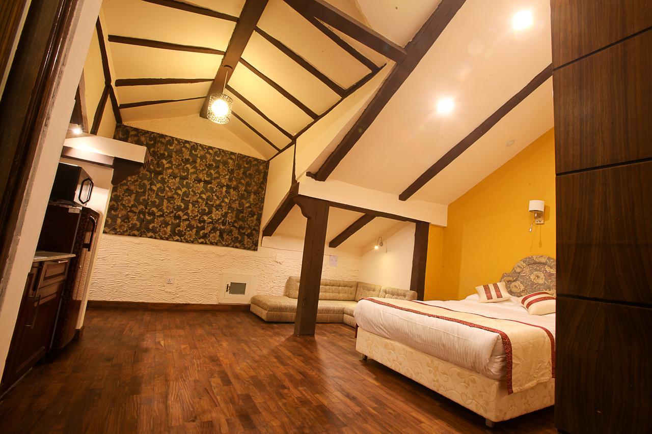 Hotel Heranya Kathmandu Bagian luar foto
