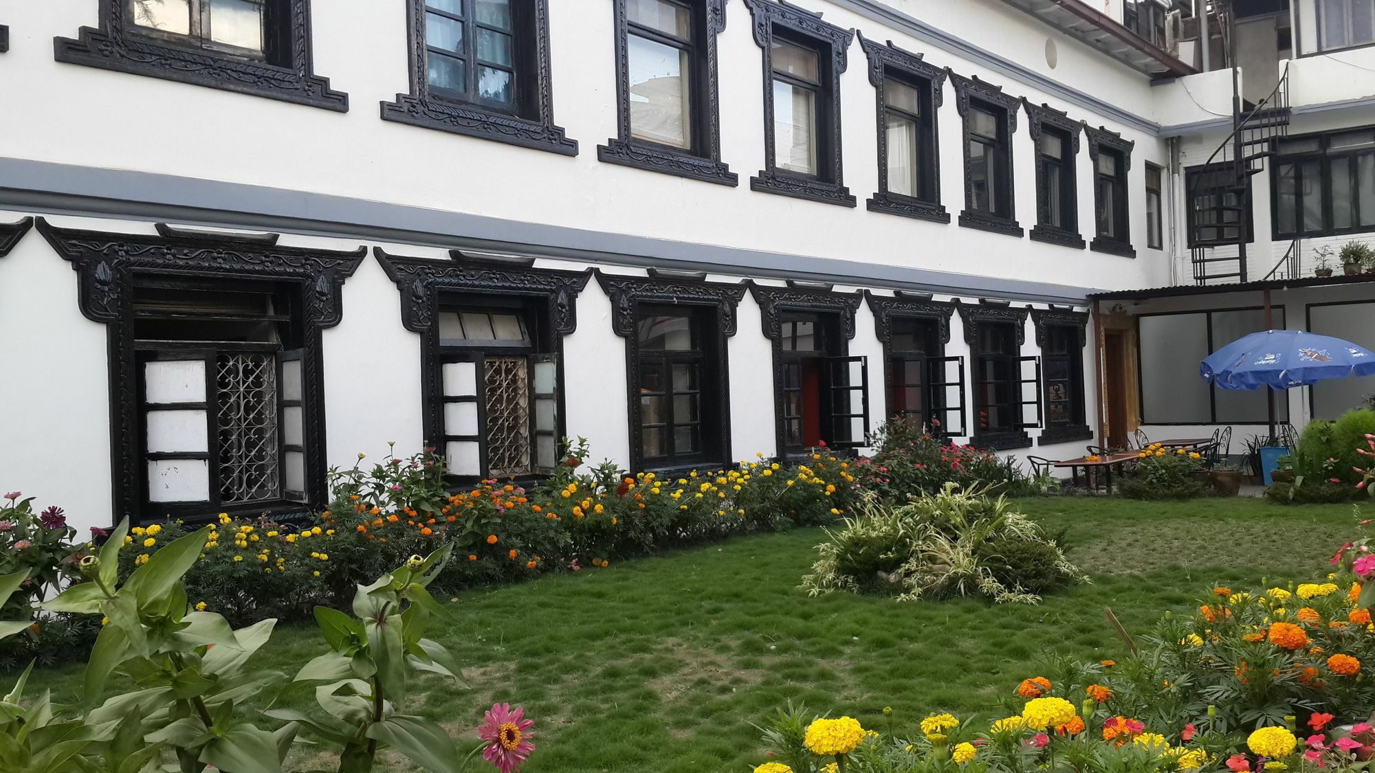 Hotel Heranya Kathmandu Bagian luar foto