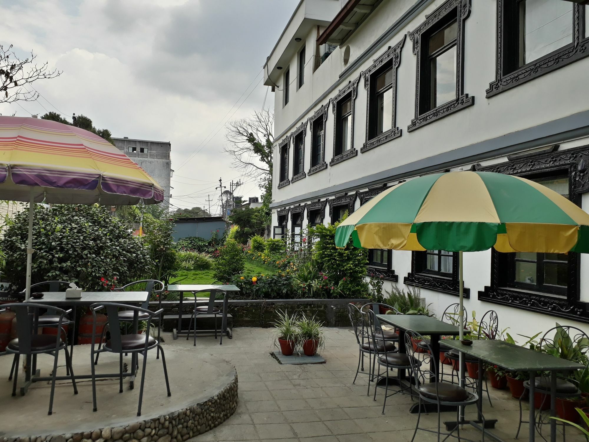 Hotel Heranya Kathmandu Bagian luar foto